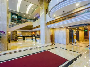 China Mayors Plaza - Image 5