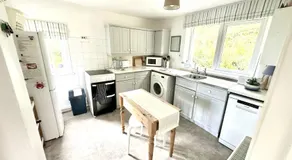 Dunmore Court - Image 2