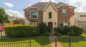 Fireplace - Workspace - Sleeps 8 - Downtown Dallas - Image 4