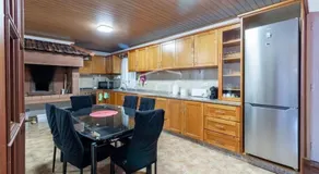 Casa Central - Peceful Mountain Retreat in Calheta - Image 4