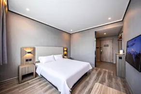 Hanting Hotel Tianjin Hedong Wanda Plaza Chenglin Road Metro Station - Image 2