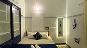 Seven Stay - Image 4
