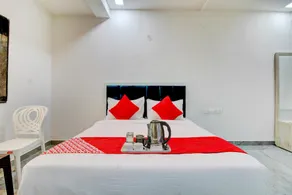 OYO Flagship 92709 Ats Inn - Image 2