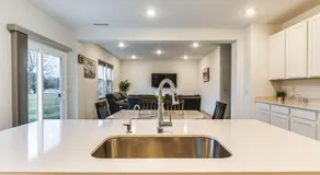Quiet Avon Home - Near Indianapolis Speedway! - Image 5