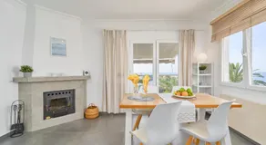 Wunderschöne 'Villa Burriana Beach' mit Meerblick, Pool, Balkon, Terrasse & Garten - Image 3