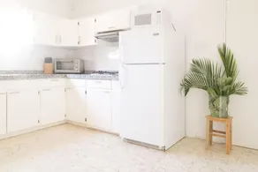 Pauline S Apartments - Image 5