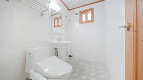 Gapyeong Highmong Pet-Friendly Kids Pool - Image 1