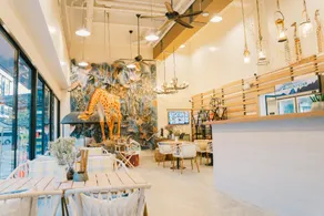 B Innspire Hotel - Image 5