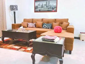 Family 2BHK apt 55" Uhd Tv Wi-fi Laundry Parking. - Image 3