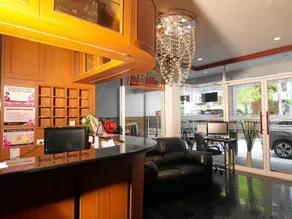 Sky Suites - Image 2