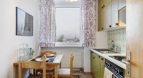 Ruhige 2-Zimmer-Wohnung für 4 Gäste - Image 2