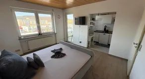 Steffies Apartment two - Image 2