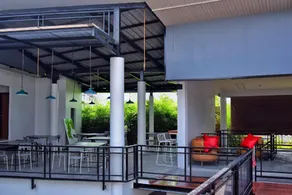 Z2 Boutique Hotel - Image 4