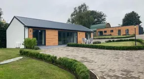 2 bedroom 4 person purpose built single story barn - Image 5