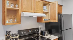 Large2BR/Great for Work Crews&Families/desk/Parkng - Image 4