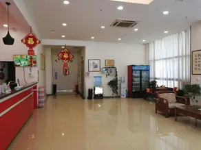 7 Days Inn - Image 4
