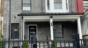 The Signature Modern Flat - Image 2