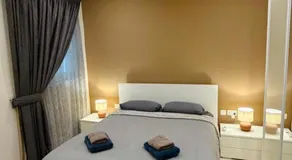 A cosy maisonette steps away from St Thomas Bay - Image 2