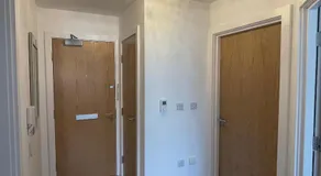Moda Wigan - Stylish 2 Bed Apartment Central Wigan - Image 3