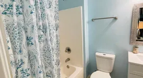 Affordable & cozy duplex close to the beach! - Image 4
