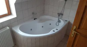 Sasi Apartmanház - Image 4