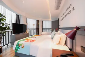 City Comfort Premier Hotel Haikou Wangfujing Haiken Plaza - Image 2