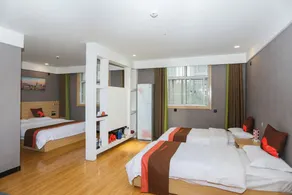 Shenzhou Baiyun Selected Hotel (City Hospital Branch) - Image 2