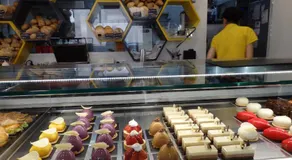 Toni's - Image 3