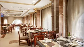 Durrat Al Eiman Hotel - Image 3