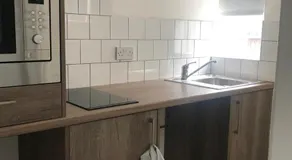 Lancaster Studio Apartments - Image 4