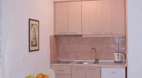 Irida Cottage - Image 3