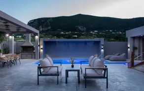 Mat Luxury Villa - Image 2