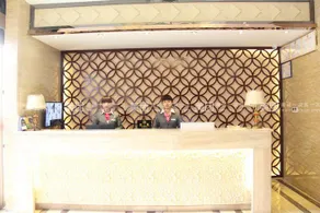 Longhai Business Hotel - Image 4