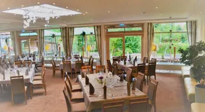 Hotel & Restaurant Kronenhof am Weser-Radweg - Image 2
