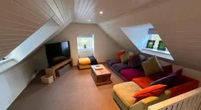 Pets - Garden - Parking - Sleeps up to 4 - Hiking - Image 2
