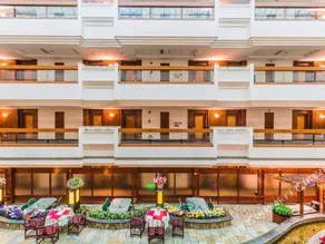 Zhongshan Sunshine Holiday Hotel (Zhongshan Pedestrian Street Xingzhong Plaza Store) - Image 4