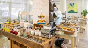 Hotel Tizian Beach - Image 2