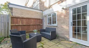 Bromley Base, Work Stay, Spacious, Free Parking - Image 3