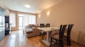 Green House Apartment - Image 4