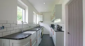 Sophisticated Home with Beautiful & Large Garden - Image 4