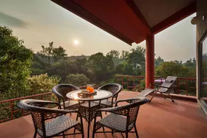 StayVista's Amoda Villa - Near Venna Lake, Amidst Farmland with Jacuzzi and Indoor Activities - Image 4