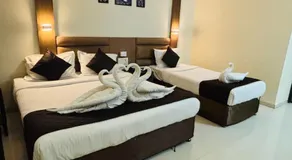 Hotel Lotus Grand Jubilee - Image 2