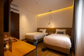 JJ House - Image 2