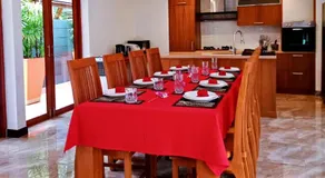 Orange palm pool villa - Image 3