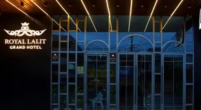 ROYAL LALIT Grand Hotel - Image 4