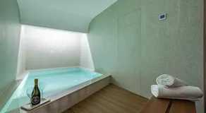 Casalis Luxury Room - Image 4