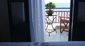 Sea View Studios - Image 5