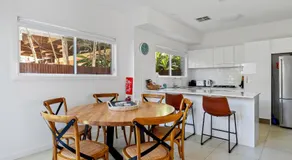 Peaceful Stay at Ettalong Beach - Image 3