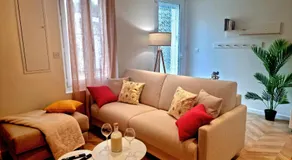 Studio 1 Sofa no Bedroom - Image 2