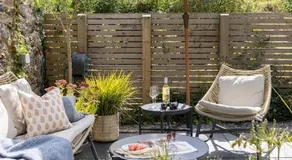 Secluded & Luxurious Romantic Haven with Hot Tub - Image 4